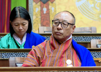 Opposition Leader calls for immediate RCSC action on civil servants attrition