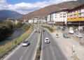 Thimphu’s Traffic Division pilots dedicated left lane for taxis to ease traffic congestion
