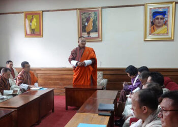 Prime minister instructs vehicle dealers to refund customers for overcharged Green Tax