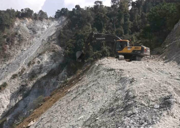 Boxcut road maintenance underway to prevent landslides during monsoon