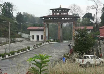 Lengthy checks at Pelzomthang ICP raise concerns among travellers, local leaders raise it during Pema Gatshel DT