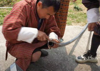 Tading residents gain plumbing skills to tackle water pipe repairs, Samtse