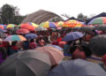 Umbrella sales skyrocket as thousands attend religious ceremony in sweltering heat, Gelephu