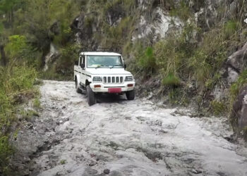 Deteriorating road hampers Kamina-Wogyal farmers’ access to markets, Wangdue Phodrang