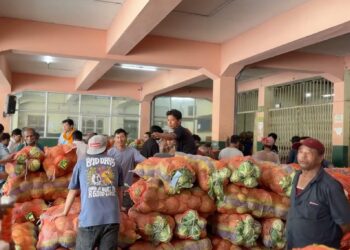 Farmers struggle to sell vegetables at Phuentshogling auction yard
