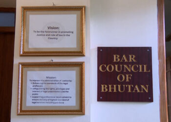 Legal firms with trade licences but no legal qualifications will face closure, says Bar Council