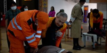 Master Chris Leong leads Tir Tar Therapy session in Thimphu