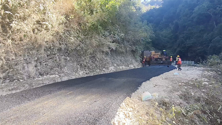 Chiwog road blacktopping to benefit over 235 Gomdar households in Samdrup Jongkhar