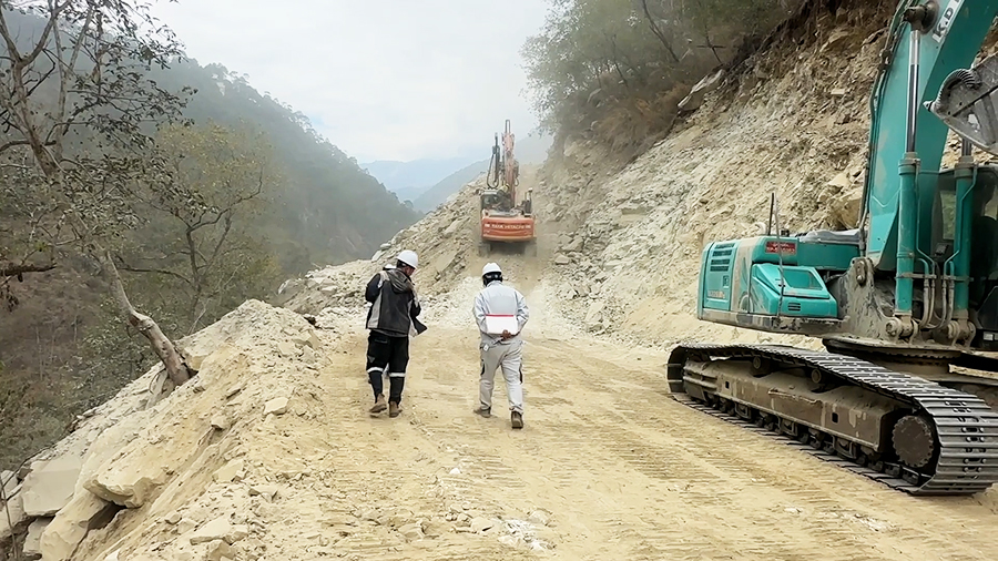 Road closure forces Lhuentse commuters to take risky detour