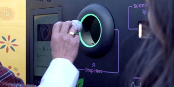 Paro installs reverse vending machine to tackle growing waste