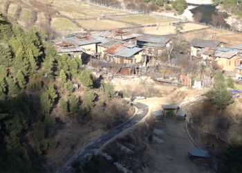 Newly blacktopped road eases travel and trade in Uesu Gewog, Haa