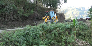 Road improvement works begin on Kilkhorthang–Dunglagang road, Tsirang