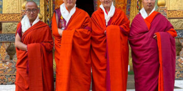 Dorji Lopen confers Dhar to newly appointed senior monastic officials