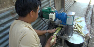 Expeller machine boosts sugarcane production in Lumang, Trashigang