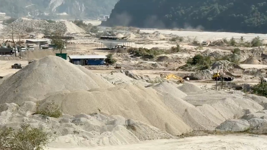 DGM to allot equal area for dredging activities