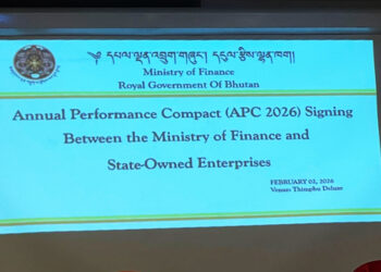 SOEs sign Performance Compacts, target higher revenue and better services