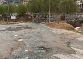 Decades-old bridge, poor roads cause daily hassles in Debsi