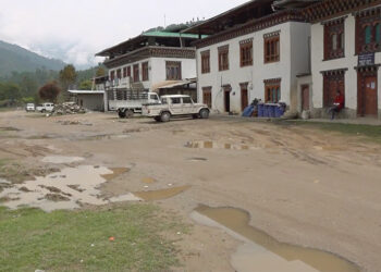 Expanding Samdingkha struggles with poor roads and lack of facilities