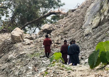More than 120 families struggle after landslide cuts off road access