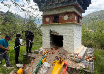 Six arrested over vandalism of 15 chorten
