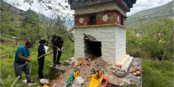 Six arrested over vandalism of 15 chorten