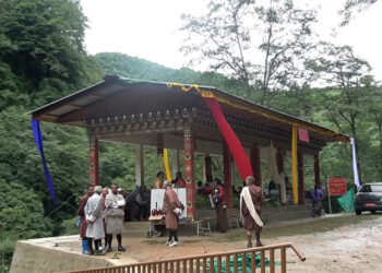 Tsirang farmers get dedicated market facility