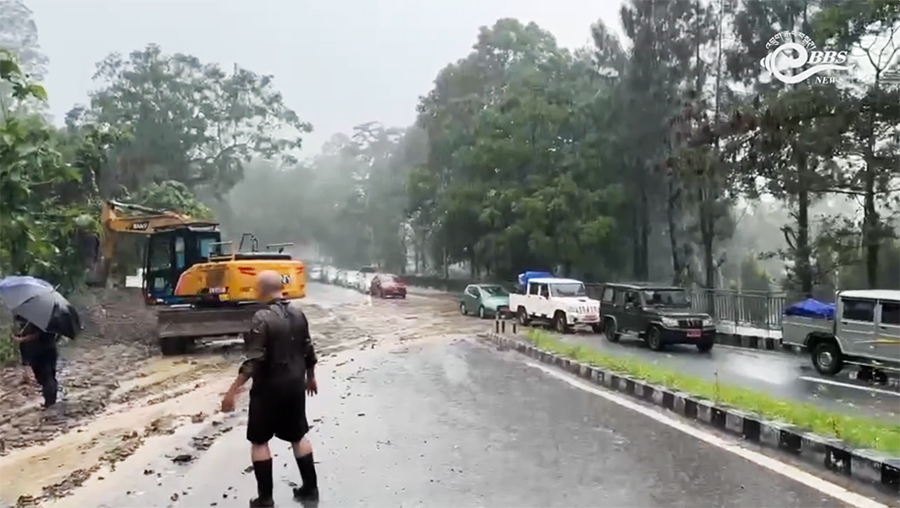 Government assures monitoring as Phuentshogling bypass work causes repeated road disruptions