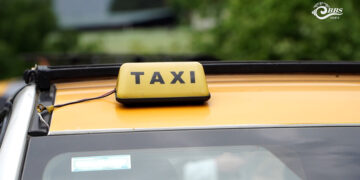 Women taxi drivers navigate safety risks and financial challenges