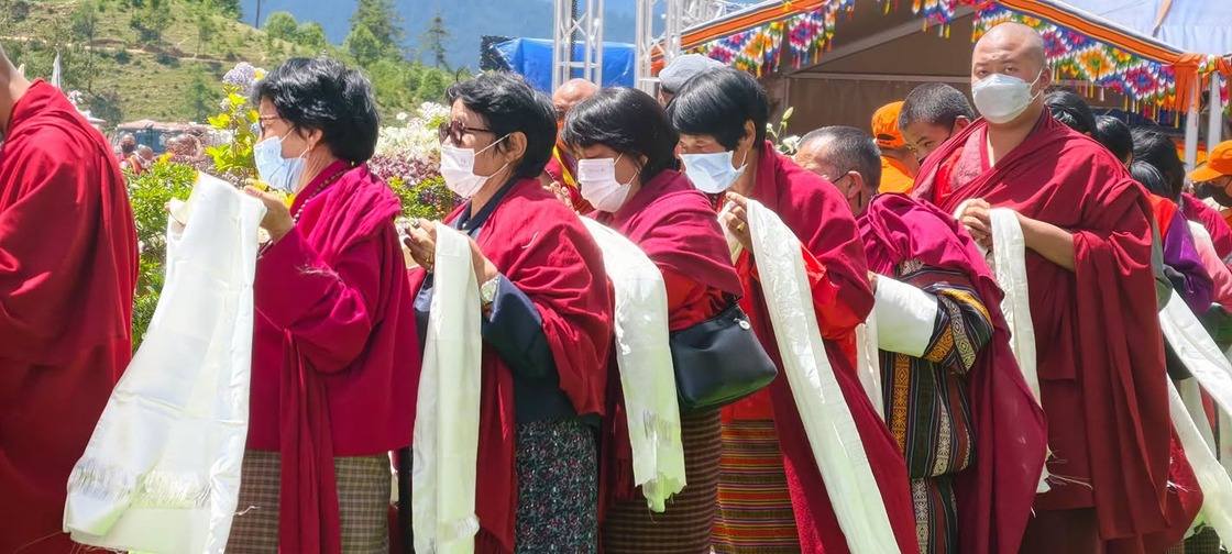 Thousands form sacred bonds of Dorji Puen during month-long empowerment
