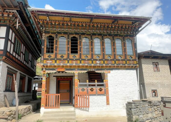 New showroom, new opportunities for Khoma weavers