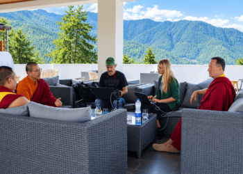 Researchers study dream yoga through neuroscience