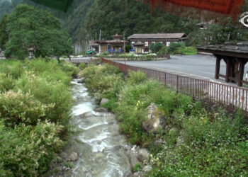Heavy rain raises flood concerns among residents living along Serkangchu