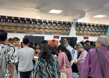 Guide shortage in Phuentshogling pushes up fees, some tourists turn back
