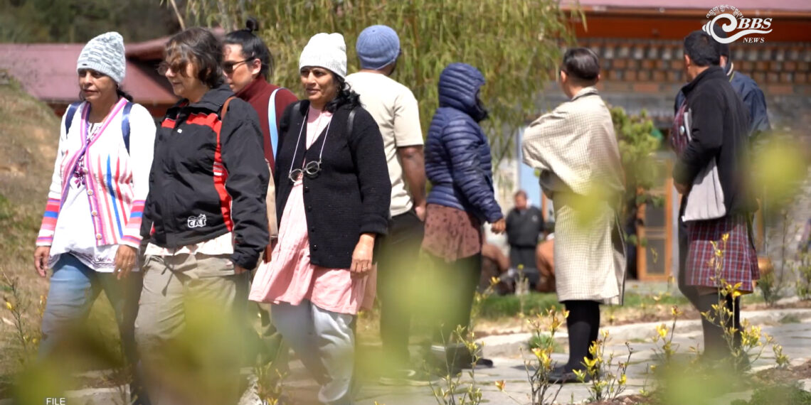 Tourist arrivals up more than 28 per cent in September