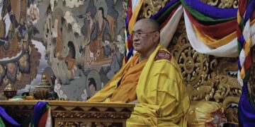 Je Khenpo leads three-day See Drup ritual for raising of 108 Stupas